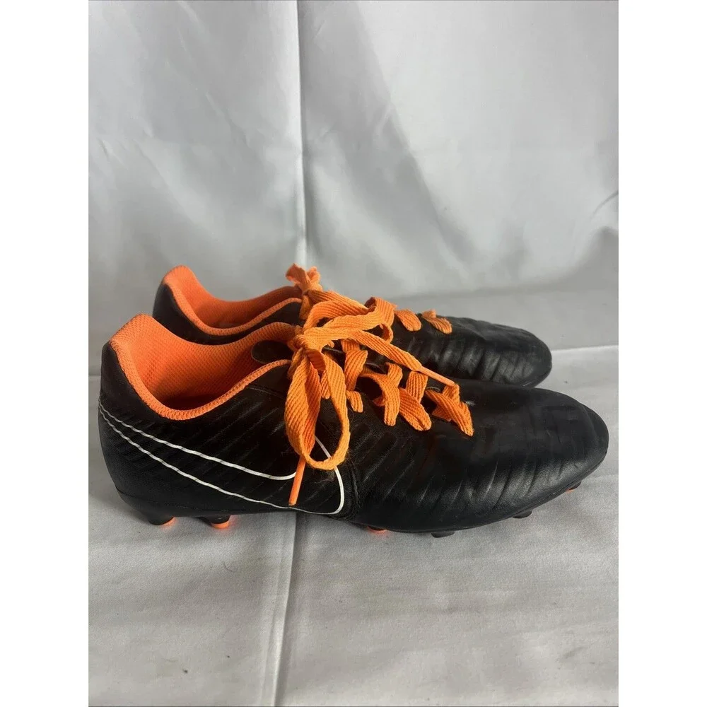 Nike Tiempo Legend Size 5y Youth Black Running Soccer Cleats Shoes AH7251-080